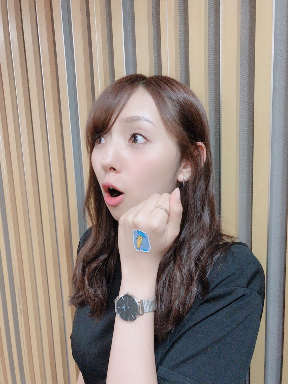 تويتر 乃木坂46のオールナイトニッポン 公式 على تويتر 今週の放送は 名古屋での乃木坂46のlive終わりからの 生放送 もしかしたらメンバーが来てくれる かも このあと深夜1時から スマホ Pcから聴くことができますよ T Co Uk6ugudwry 乃木坂
