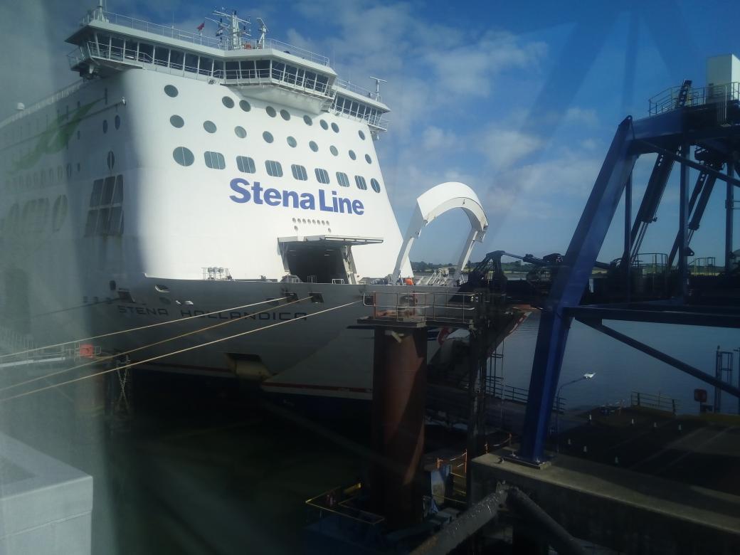 IchikawaYukko's tweet photo. さよなら、イギリス
#ワーホリ ビザまだあと1年残ってるけど、一旦帰国〜
オランダ船 #StenaHollandica でイギリス #Harwick からロッテルダムの外港 Hoek van Holland へ https://t.co/fCLP6NPElV