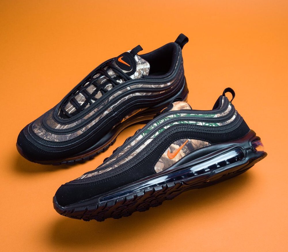 air max 97 realtree on feet
