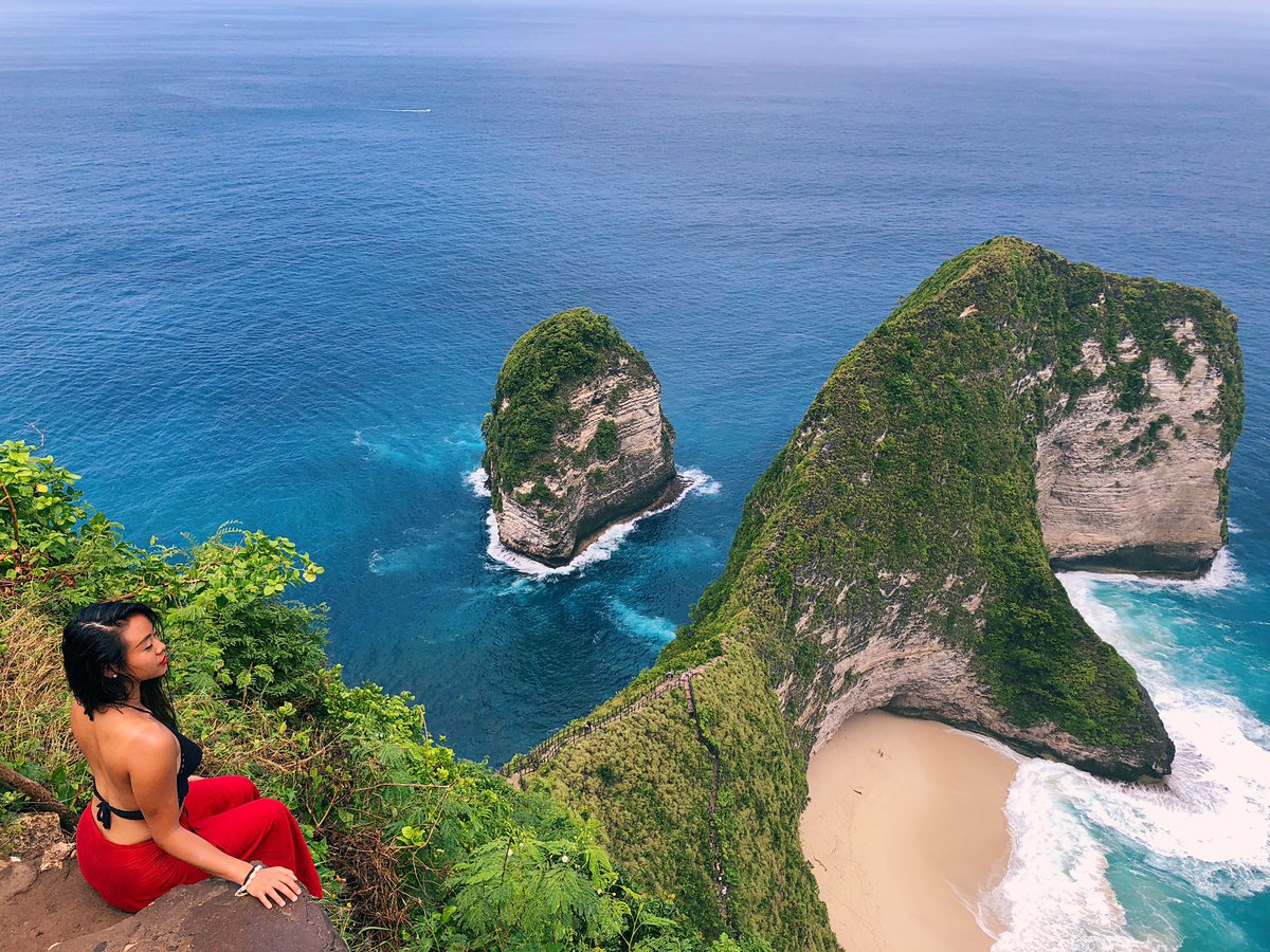 This islands in Bali is a MUST. How are you planning on enjoying this summer? 
youtu.be/7wnhlRkn8Kc
#youtube #vlog #ThankYouGod #giliisland #gilis #nusa #nusapanida