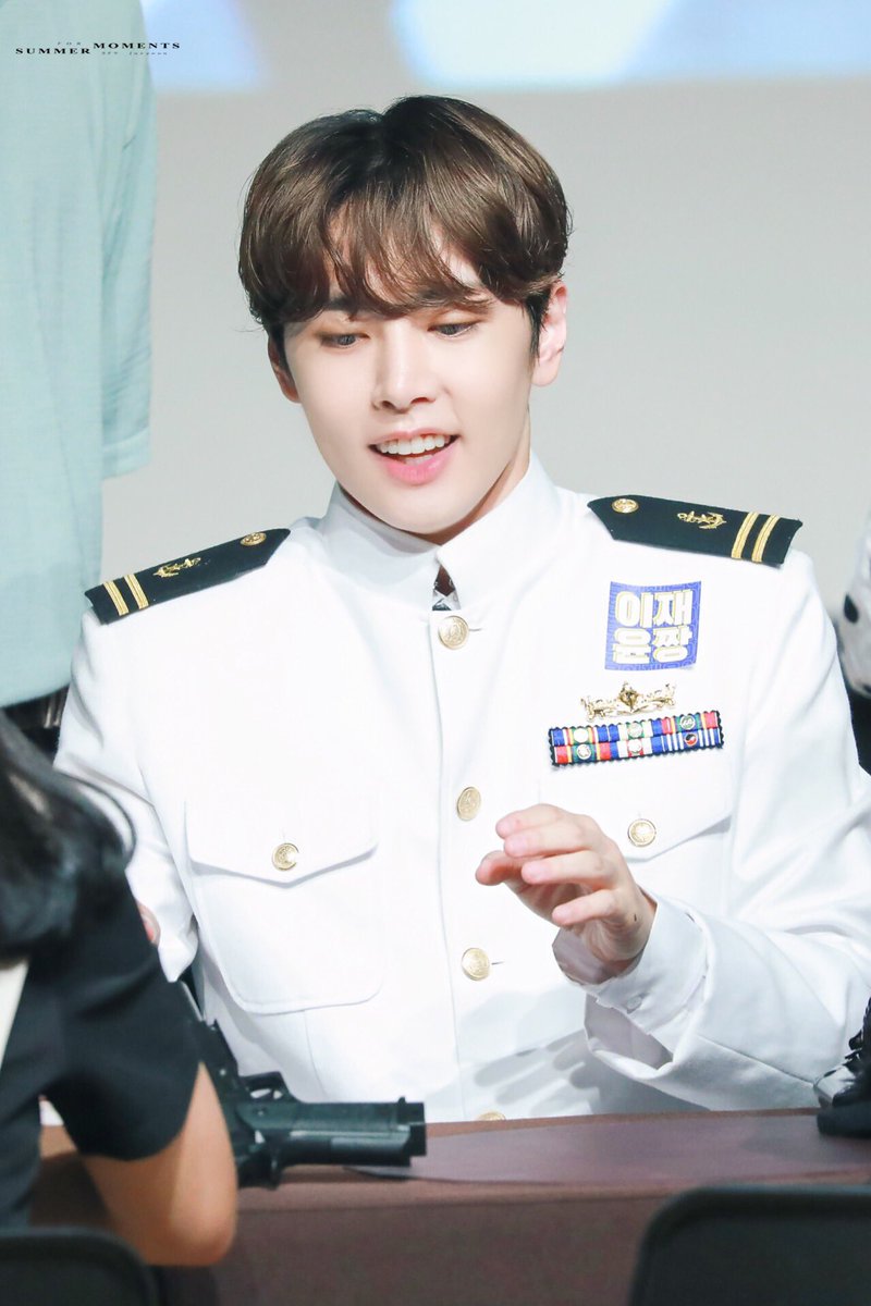 _SF9Archive's tweet photo. 190630 

©SummerYoon1994
#이재윤 #재윤 #SF9 #에스에프나인
 #ジェユン #Jaeyoon #JAEYOON
@SF9official https://t.co/HHs6jzLbAu