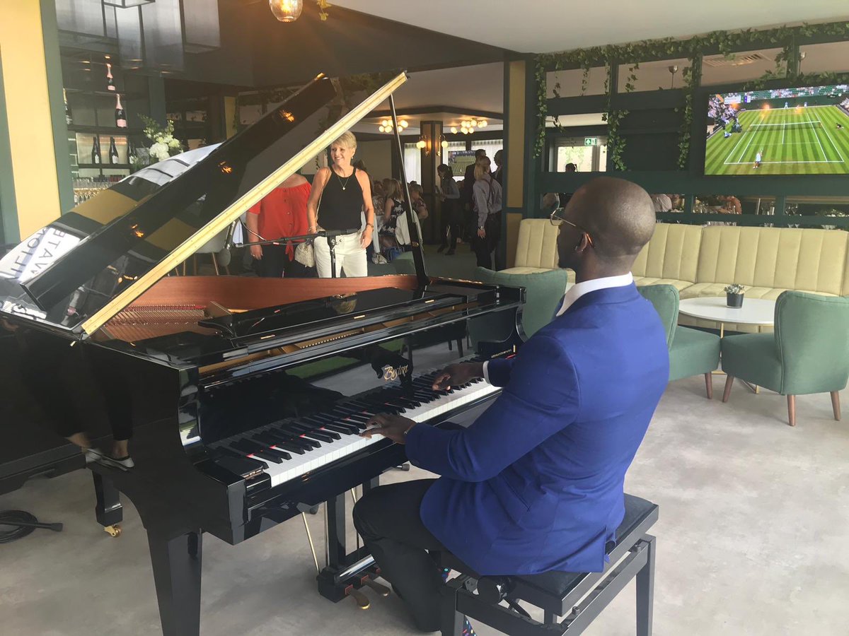 Lovely day hosting Billie and Polly <a href="/mcculloughmoore/">McCullough Moore</a> at <a href="/Wimbledon/">Wimbledon</a> 2019. We hope you enjoyed your day #Wimbledon2019