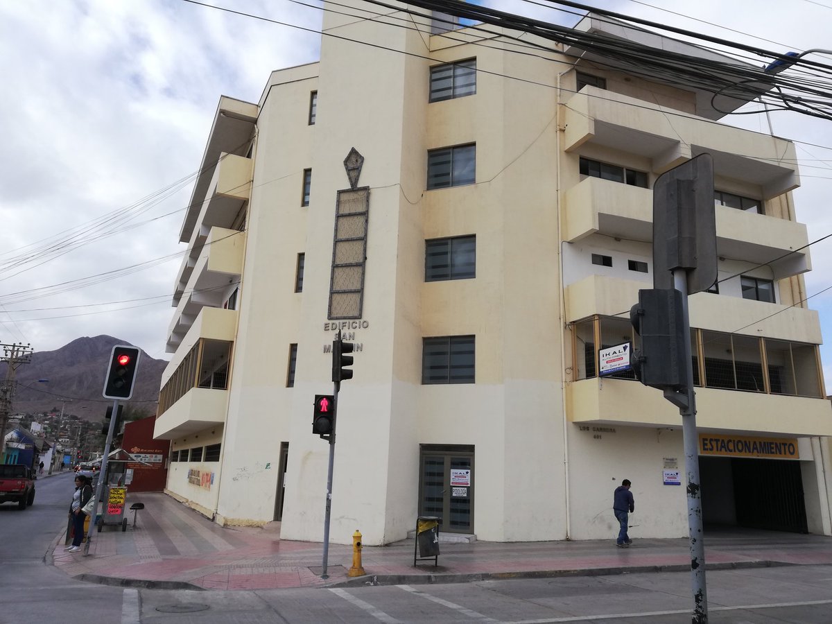 En nuestro @SernamegAtacama ubicado en Los Carrera 401, Tercer piso (Esquina Yerbas Buenas), en Copiapó, se encuentra la OIRS, donde recibirás atención y orientación personalizada sobre Derechos Laborales y Maternales, Violencia Contra las Mujeres, entre otros. 
¡Te esperamos!