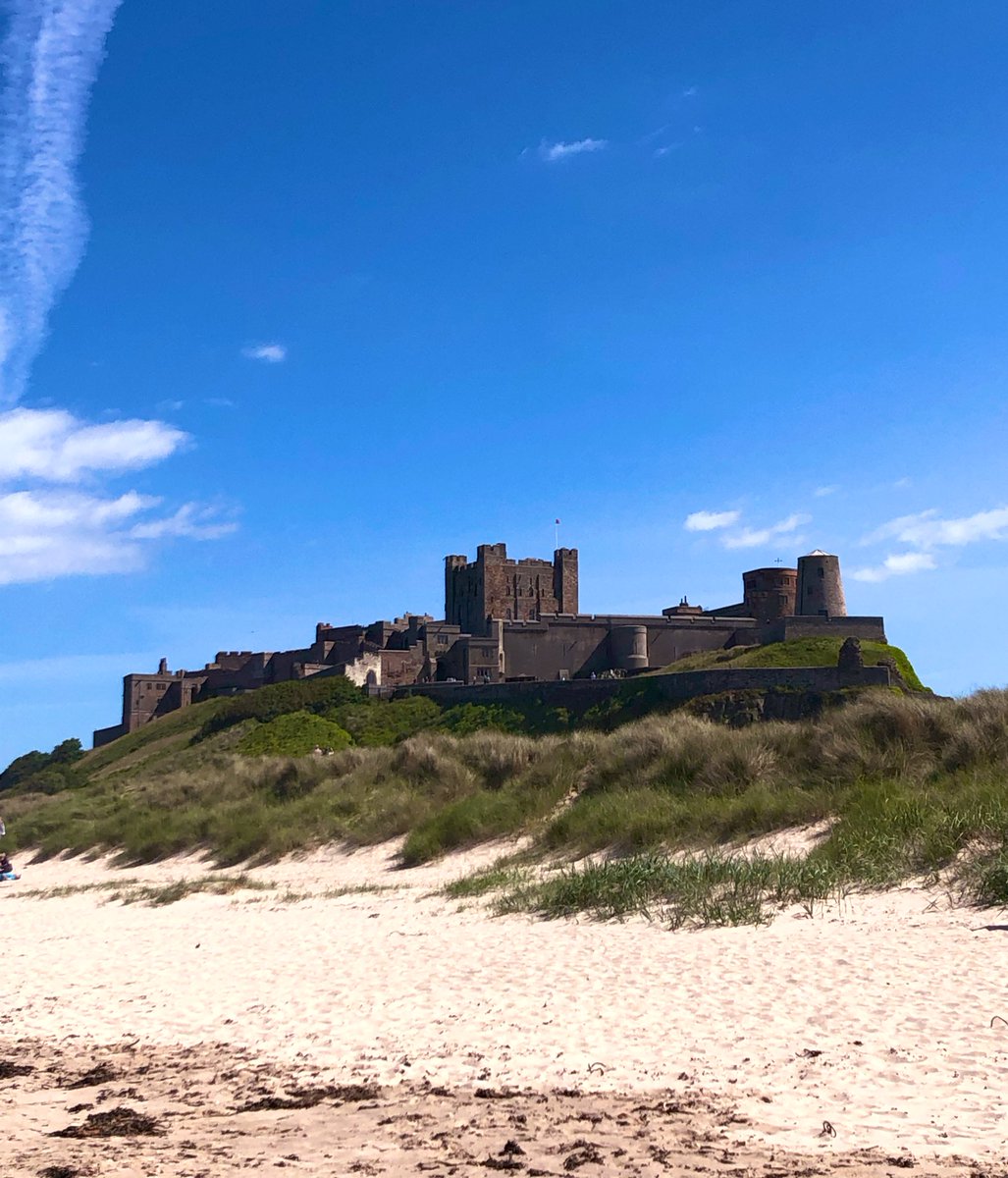 lizzie_anne's tweet photo. Today it was castles on the beach #sunnydays #familytime #anotherdayanotherbeach https://t.co/xev0bG1w43