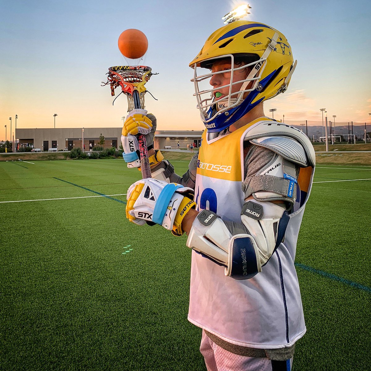 3dDallasTX's tweet photo. The custom 3d Dallas Cell 4 Gloves from our official gear partner @stxmlax are 🔥
#playhuge #stxlacrosse #lacrosse #3don2 #3ddallas #lit #why3dwednesday https://t.co/kktjPFratM
