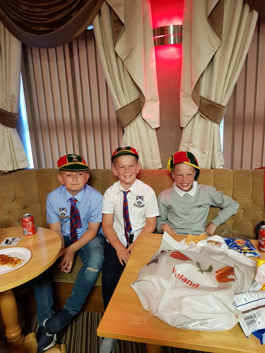 Sneggy boys district caps