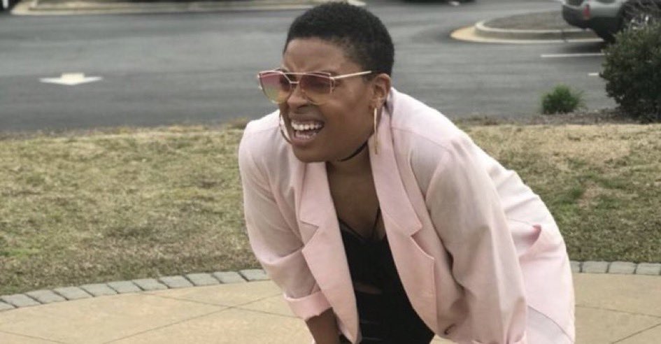 me looking for the point micheal is trying to make #LoveIsland