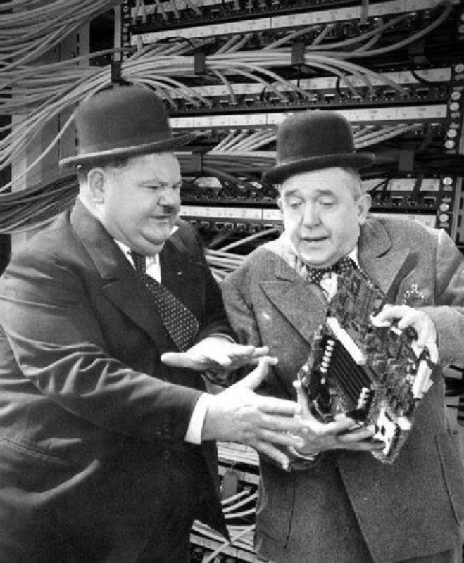 Stan_And_Ollie's tweet photo. #Facebook #Instagram and #WhatsApp are all having server issues right now.
We're working on it! #AnotherNiceMess https://t.co/LIrujEpb5Z