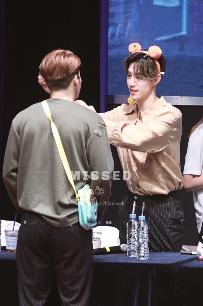 ᴍɪsᴛʏʀᴀɪɴ ᴘʜᴏᴛᴏʙᴏᴏᴋ ᴍᴀʀᴋsᴏɴ ᴠᴇʀsɪᴏɴ ᴘʀᴇᴠɪᴇᴡ

#Markson
#0703MarksonDay 
#Markson8thAnniversary 
#8YearsBeautifulinSeoul