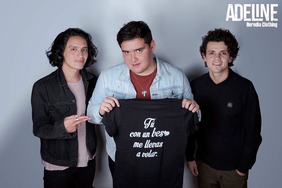 AdelineMx's tweet photo. Adeliners ❤️ ¿Quien aún no tiene nuestra playera edición especial? 😱 Quedan muy pocas. https://t.co/qzJjCakjHs