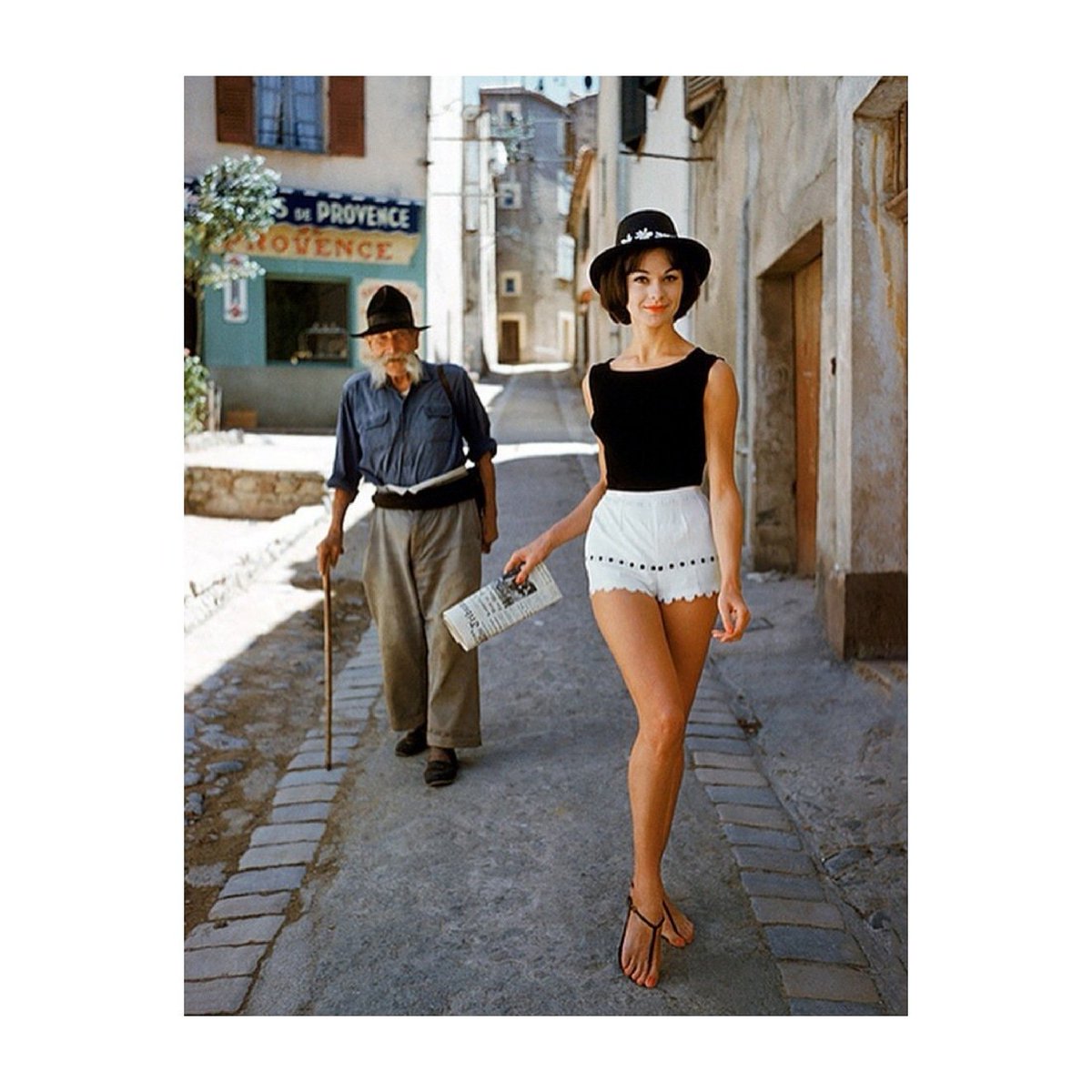 HiAgence's tweet photo. Allez, bonnes vacances ! 😉🍦🏝
•
#finally #holidays #summer 
•
📸 by Mark Shaw https://t.co/oQBXOS0m0e