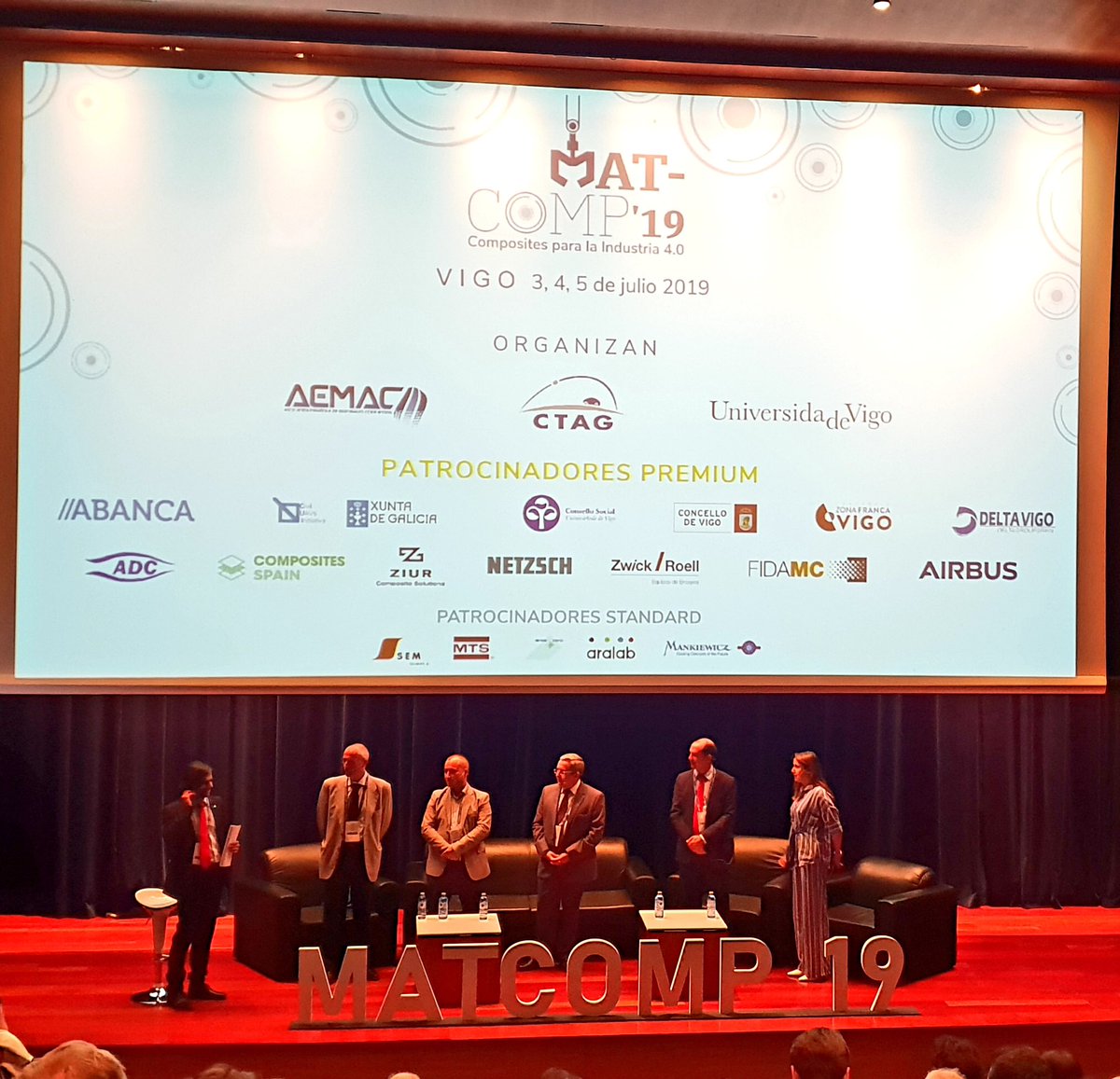 AdvManufactES's tweet image. Composites para la Industria 4.0 - Retos para el sector transporte participan entre otros  @Airbus @TalgoGroup @GroupePSA_es #matcomp19