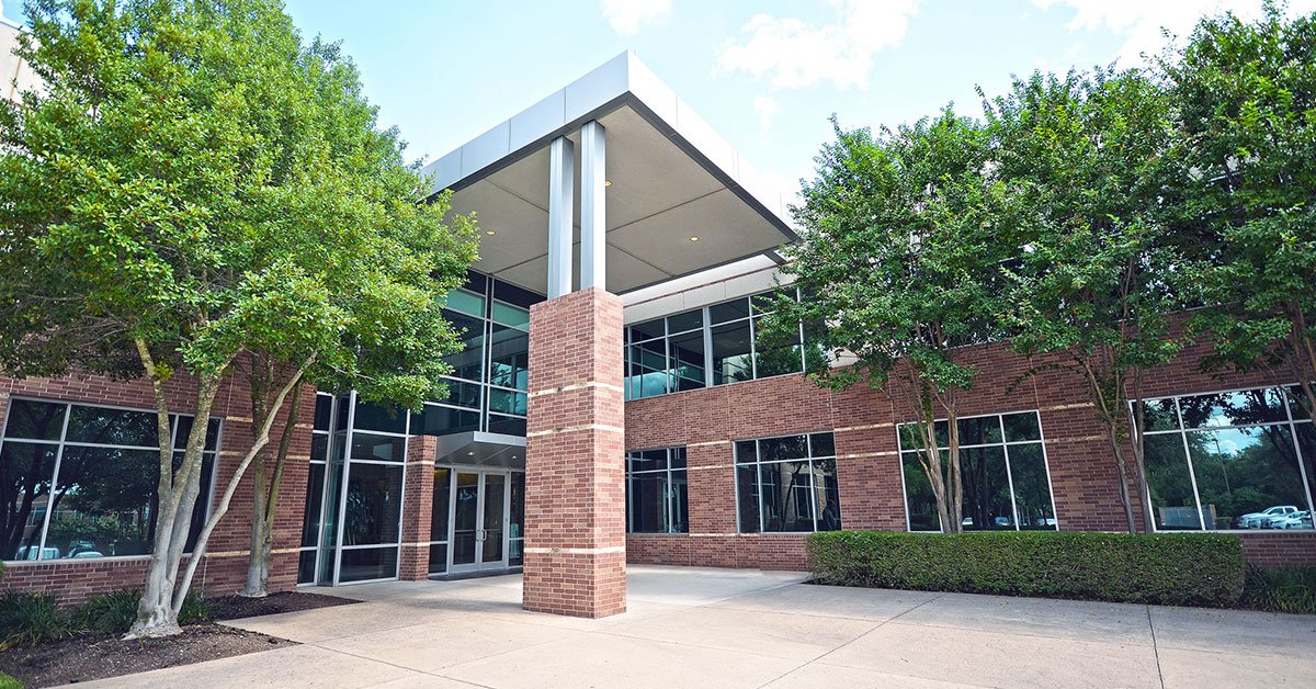 ECR_Austin's tweet photo. Continuum Applied Technology leased 8,731 RSF at Amber Oaks G, located at 9601 Amberglen Blvd. The landlord was represented by Jason Steinberg (@AustinOfficeTX) and Patrick Ley (@leaseexpert) with ECR and the tenant was represented by Cortland Lowe with HPI. https://t.co/OtYmJcez33