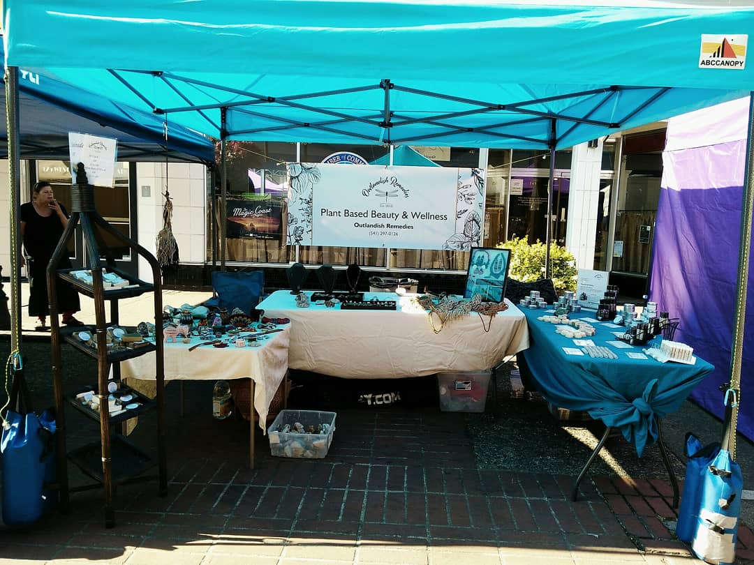 OutlandishRem's tweet image. Support your local farmers market! Support small businesses!! We are at the Coos Bay Farmer's market today. We are giving away lip balms!! Mention this post!! #Support your local farmers market! Support small businesses!! #shoplocal Free Lip balm today!