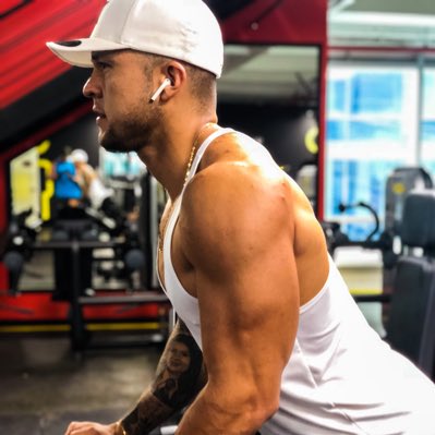 henry_tp's tweet photo. #NuevaFotoDePerfil https://t.co/XtqyTqVOMs