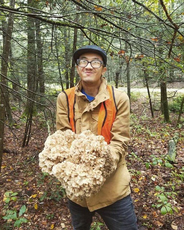ccapculinary's tweet photo. “His thirst for knowledge was amazing; we dubbed him The Renaissance Man.” Please meet chef, blogger, dancer, @johnsonandwales graduate, future restaurateur and ceramicist, and C-CAP alum @Jtrinh05 of https://t.co/AYj9X7iRjc. https://t.co/mRVoc6wUSI #CCAPAlums #CCAPFamily #Philly https://t.co/Y9ZYqh2dYS