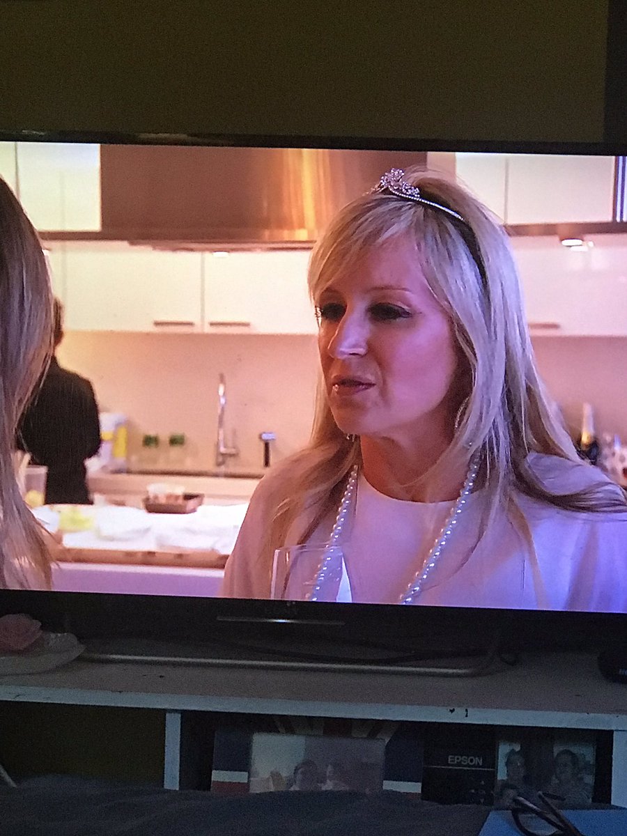 loopyloo82's tweet photo. I’ve watched all the ROH series over the years but this woman is the worst person I’ve ever watched!! #bitch #bully @RHOVancouver https://t.co/LL9iQphEpO