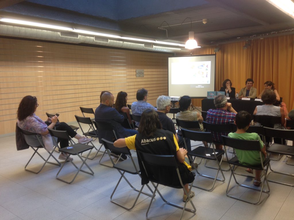 Des de <a href="/XdescSC/">XDESC</a> Marta Fàbregas comparteix com va ser l'experiència de testejar el joc de #Biznelis com a eina per entendre l'emprenedoria des dels valors i la cooperació