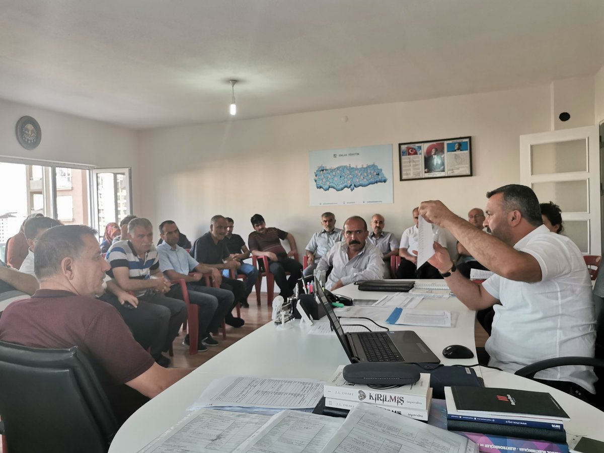 Elazığ Zafran Merkez Toplu Konutları (@g_toplu) on Twitter photo Sitemizde kat sakinlerimizle toplantılarımız devam etmektedir <a href="/Ayhan19Karaca/">Ayhan Karaca</a> <a href="/EmlakYonetim/">Emlak Yönetim A.Ş.</a> @EmlakIsletmeler <a href="/muratozer23/">murat özer</a> <a href="/seferulug/">seferi uluğ</a> Sitemizde kat sakinlerimizle toplantılarımız devam etmektedir <a href="/Ayhan19Karaca/">Ayhan Karaca</a> <a href="/EmlakYonetim/">Emlak Yönetim A.Ş.</a> @EmlakIsletmeler <a href="/muratozer23/">murat özer</a> <a href="/seferulug/">seferi uluğ</a>