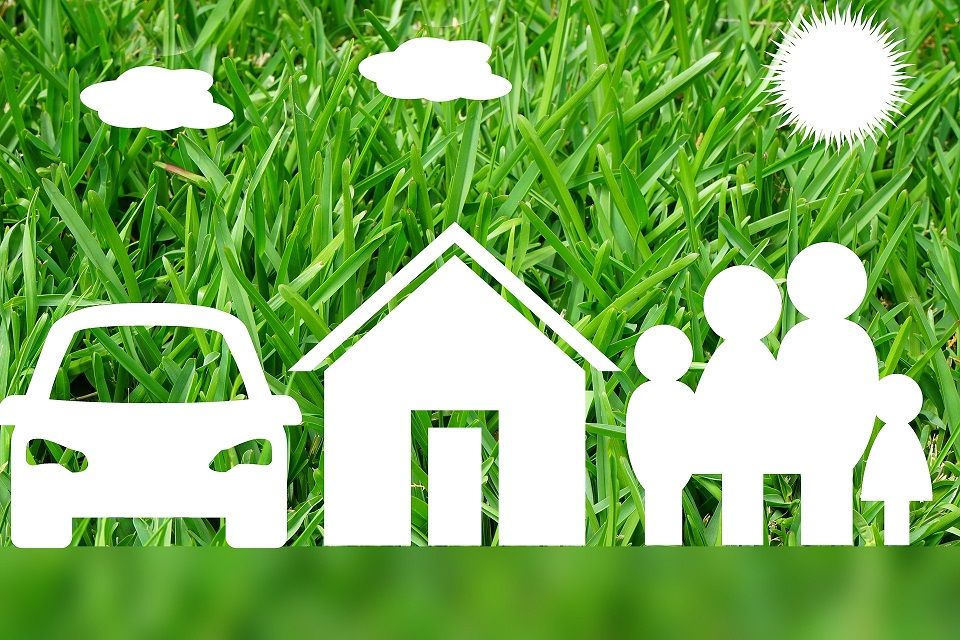 Verzekeringen....de meeste mensen vinden het niet leuk om deze regelmatig onder de loep te nemen. Om bijvoorbeeld na te gaan of het goedkoper zou kunnen, de dekking nog wel past en of je niet dubbel verzekerd bent. Wat als dit nu eens uit handen werd genomen 🤗 Wij helpen graag!