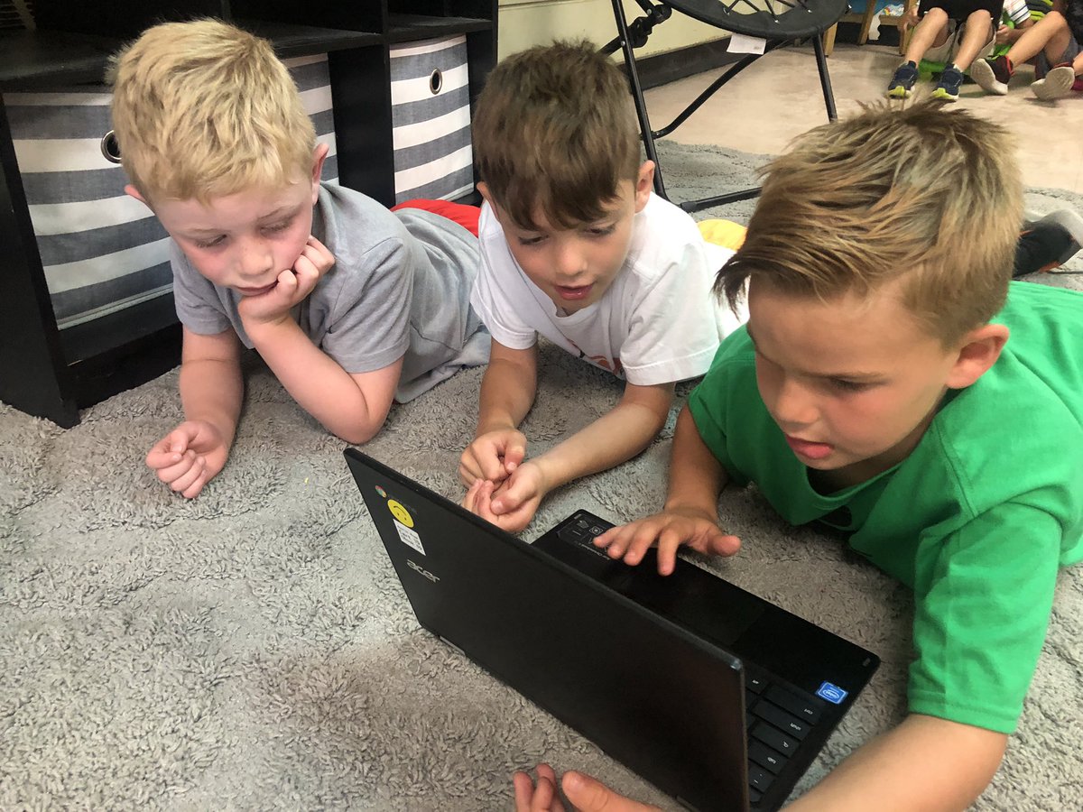 MrsLandMrsS's tweet photo. First week of AR learning camp was a huge success #space #solarsystem #planets #learningneverstops #keepreadingandwriting ☀️🌙⭐️🌍🌕🌚@ARPanthers https://t.co/hGMz6DqH4e