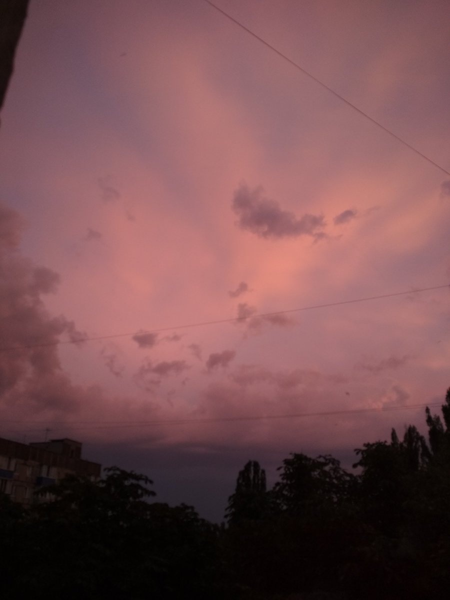 LMastylo's tweet photo. Very beautiful sunset 💔 https://t.co/gcw7EdooRj