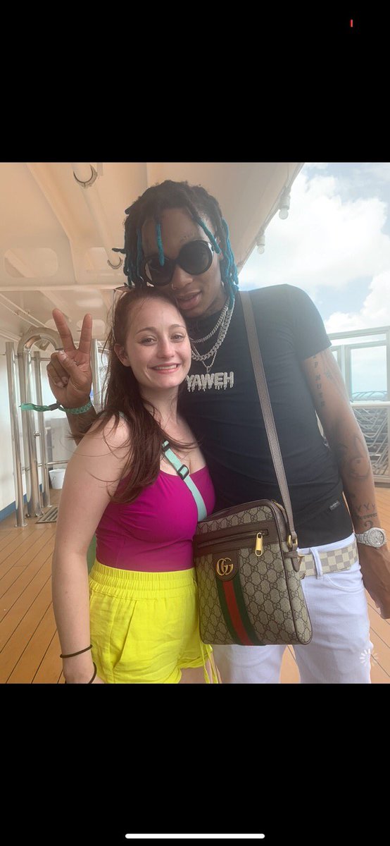 realmomgaming's tweet photo. @TylaYaweh #daysofsummercruise 💕🔥 https://t.co/0IVFXX3JpE
