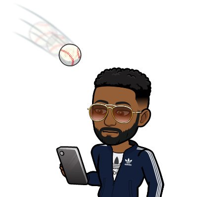 LisandyS's tweet photo. I am not paying attenchen to the ball in my phone https://t.co/z2M558E1SD