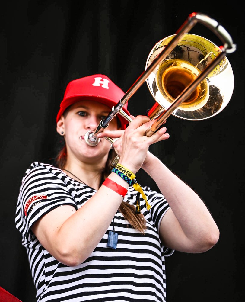 We love it when #myhinton locals take our stage.