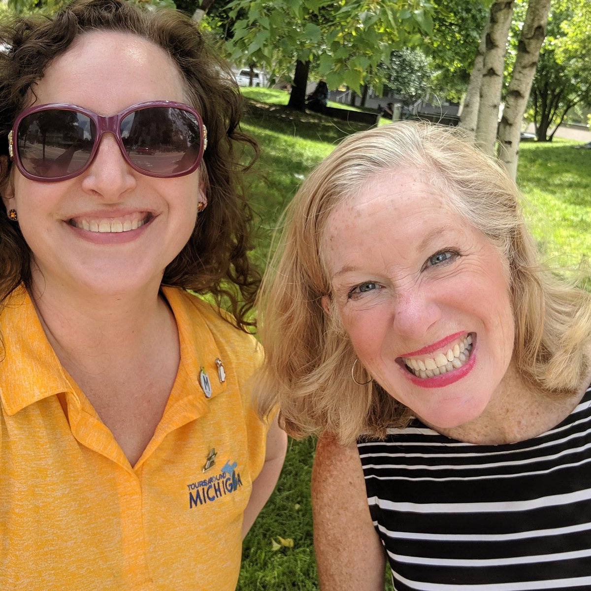 ToursAroundMI's tweet image. Talking about the cool places in Grand Rapids with @irwinsh for her next @WGVURadio vlog. What you don&apos;t know about Rosa Parks Circle! 

#HistoryTour #ArtTours #CustomizedTour #GroupTours #PrivateTours #ExperienceGR #ExperienceLife