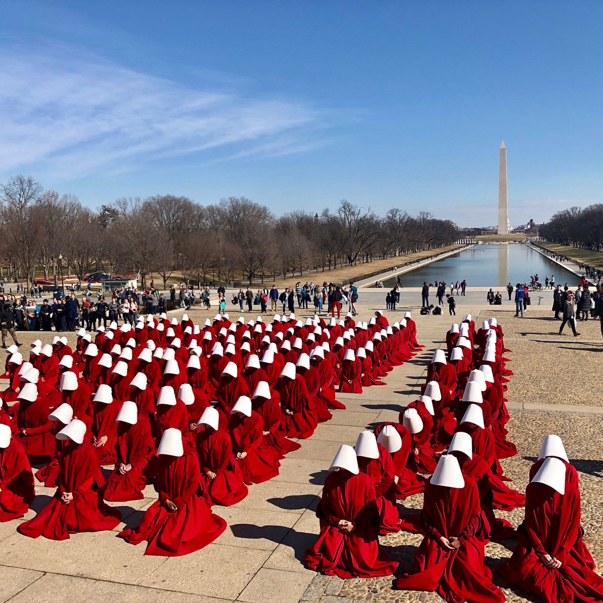 RealRBHJr's tweet photo. White House releases rehearsal photo of Pre-speech Show before #SaluteToAmerica. Red, white, blue color scheme is showman's touch from POTUS! https://t.co/A4dDtEik5z