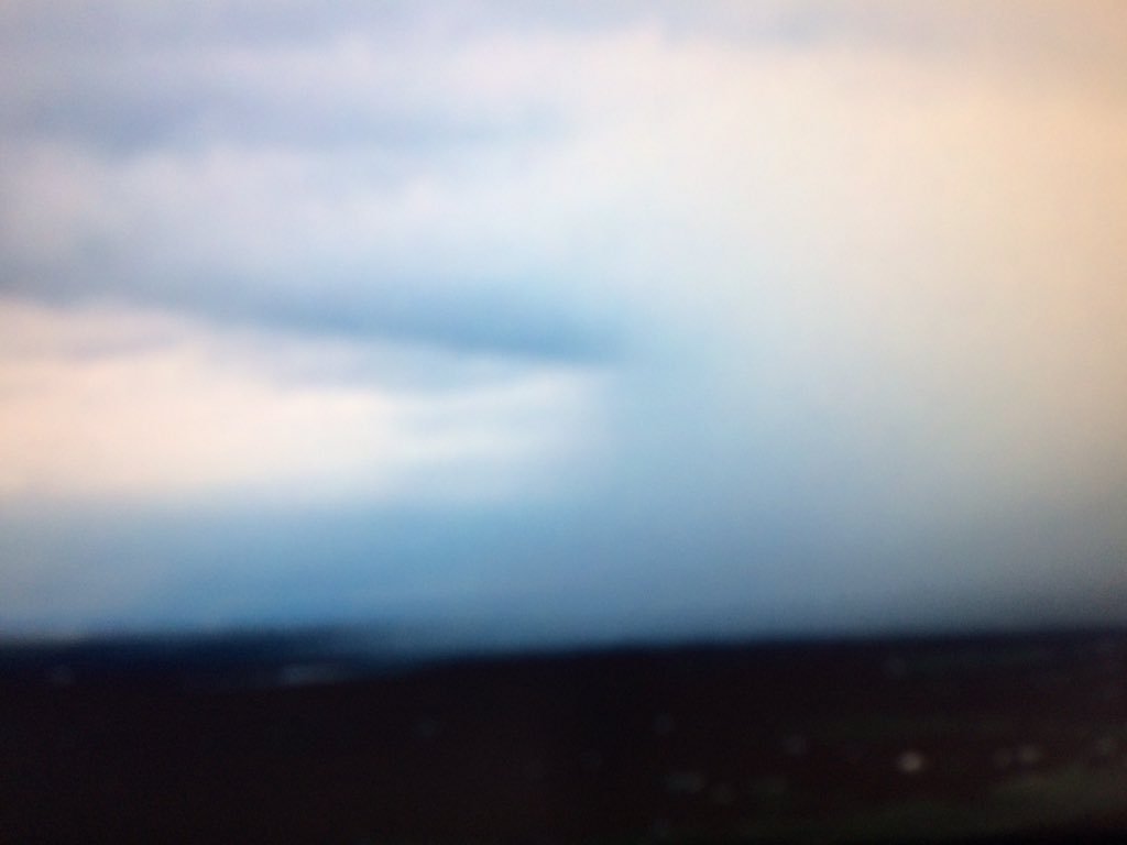 F5Video's tweet photo. After grilling for 3 hours it was refreshing to rollover the outflow boundary from the storms N of metro in #Chopper4 Went from sauna like 88 to cool 72 in 15 seconds! @kfor @4WarnStormTeam https://t.co/RH04vEwSha