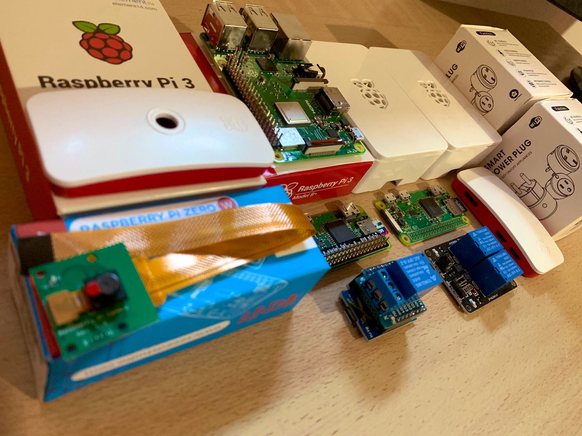 pjcsPRO's tweet photo. Preparing to make all the things smart 🤓 you gotta love @Raspberry_Pi 
#smarthome #softwareengineer #technology https://t.co/zQKV36YnuZ