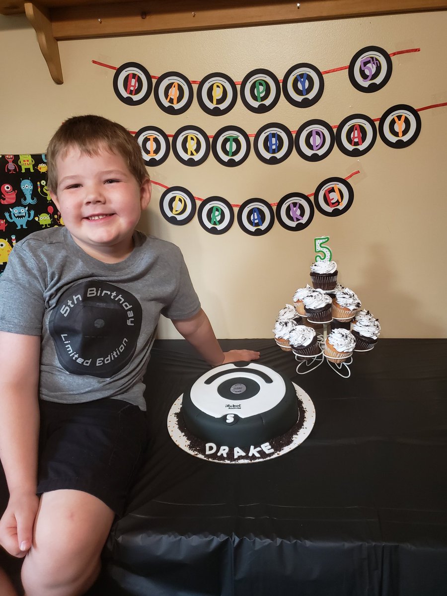HCSJArnold's tweet photo. Isn't it every 5 year olds wish to have an @iRobot Roomba themed birthday?! My boy sure was excited today https://t.co/AFFv4wt7Gk