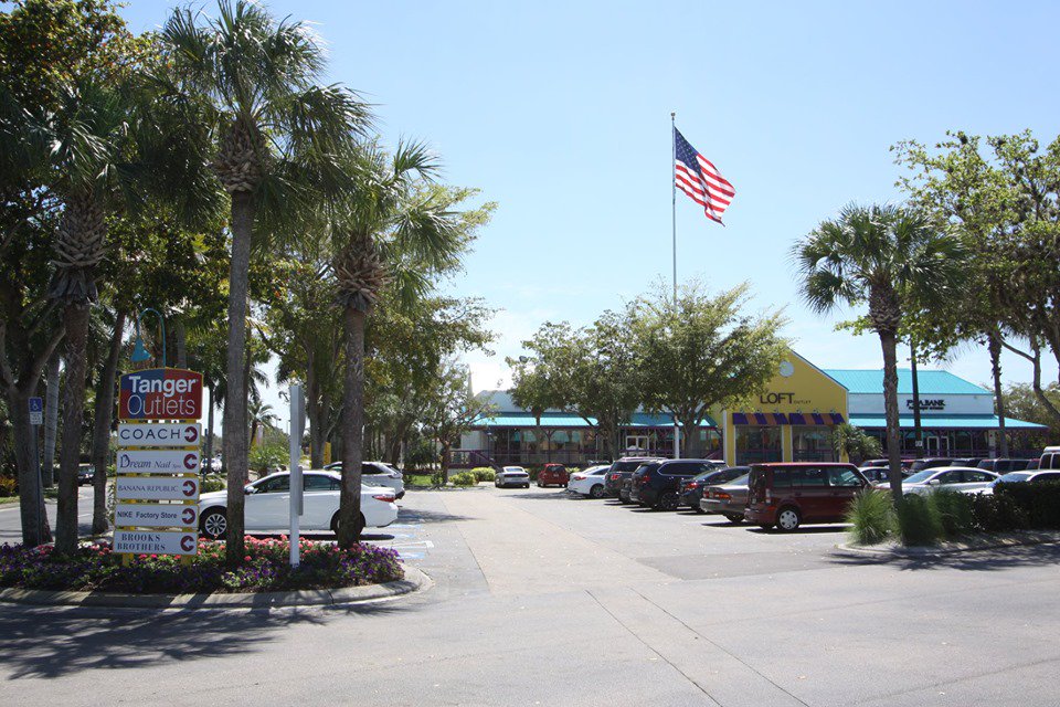 IslandJavaCafe_'s tweet image. Happy Fourth of July from our family at Island Java Cafe.

islandjavasanibel.com #sanibel #sanibelisland #fortmyers #swfl #florida #cafe #coffee #customerservice #dining #yum