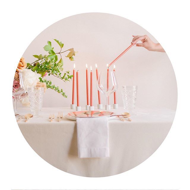 YBPhouston's tweet photo. Candlelight is basically the only kind of close-quarters fire that we can handle at the moment. 🕯🕯🕯We loved these extra slim tapers at our recent shoot with @maxitflowerdesign set simply in white ceramic holders along side our tabletop array... 📷 @al… https://t.co/E1PxES3g0Q https://t.co/8GuRt5UsB1