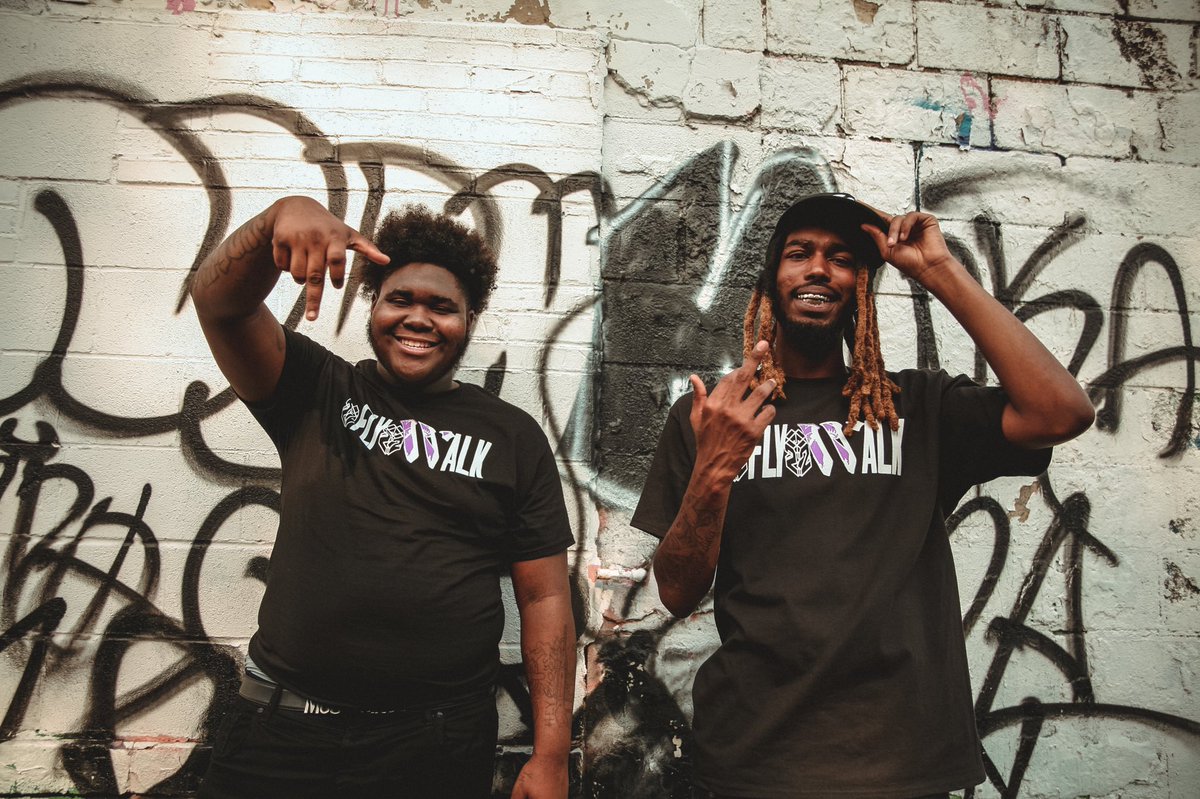 YoungFlooat's tweet photo. #2FLY2WALK x #WEALTH
🛸❤️🧠💲 FIRST COLLAB OUT NOW
Featuring @XanServin @ItsYungManny 

-@2Flyy2Walkk X @osavagew 🌎 https://t.co/ldHAxcj391