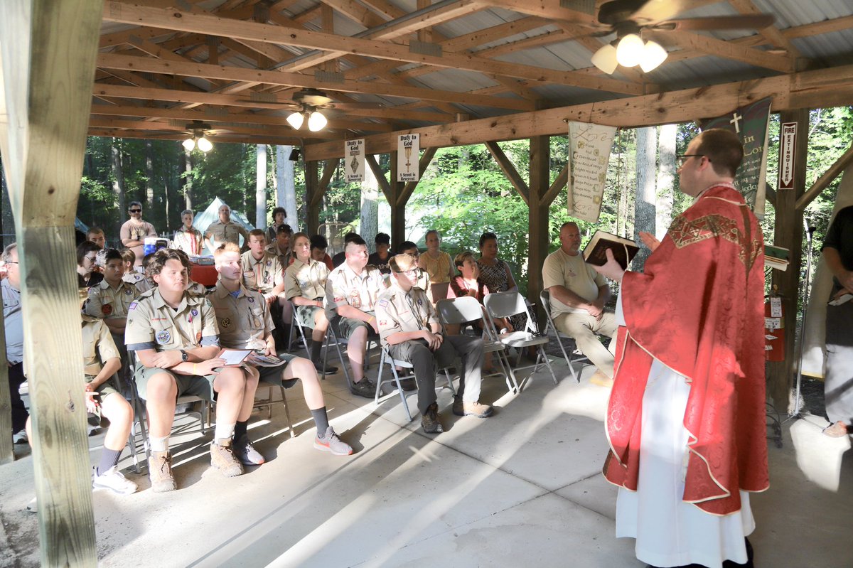 camdendiocese's tweet photo. This evening, Fr. Adam Cichoski, Director of Vocations, celebrated the first of five weekly Masses for young men and women attending Scout camp at Roosevelt Scout Reservation, in Elmer, NJ - sponsored by the Camden Diocese Catholic Scouting Committee.
#AScoutIsReverent https://t.co/eYsPzCfYbY