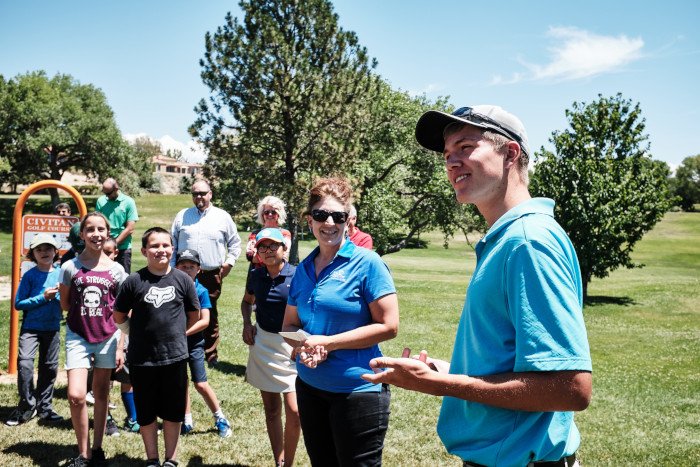 GoFarmington's tweet image. Time for the Chamber Newsletter! Get the holiday started off by giving it a look! #workfarmington #livefarmington conta.cc/2NFDRcC