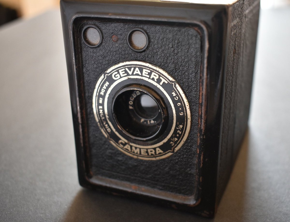Afce39's tweet photo. Fantastic day @erasmusdarwin attending a photography skills workshop on behalf of @TheMoRW Thank you @ArchandHeritage & @pixelmama it was brilliant #photography #skillsanddevelopment #Museum #TheMoRW #Litchfield #smartphonephoto #Nikon #SLR https://t.co/46EuyrNd6Q