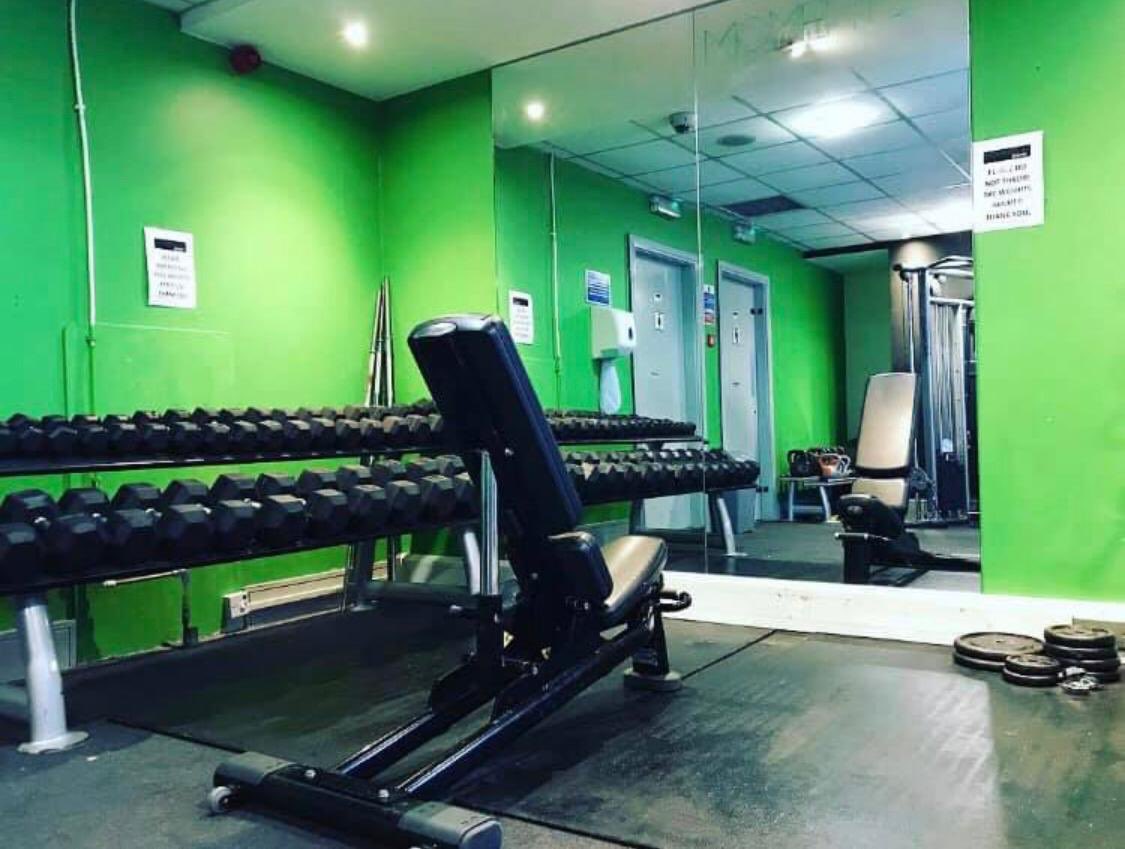 MomentumLpool's tweet photo. Our 6 Weeks of Summer for £50 offer is still available! 😎
FULL access, NO contract, 7 Days a Week! 🤯

Gym, Heated Pool, Jacuzzi, Sauna, Steam Room, Aqua Classes and Changing facilities... all for £50! 💪🏼

#Liverpool #Gym #Fitness #SummerOffer #SummerBody #healthylifestyle https://t.co/8jnIEGYDea