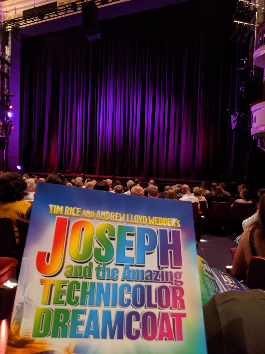 LouEaston's tweet image. So much funnier than I had expected and some absolute belters to sing along to. Loved the kids choir and the number of people up and dancing in the audience #josephinbrum @brumhippodrome
