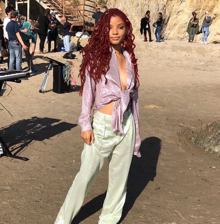 tiffdavs's tweet photo. REAL QUESTION...❓

Can she have these red dreads though?? 😍😍😍

#ariel #blackariel #HalleBailey https://t.co/ZMR9uqp035