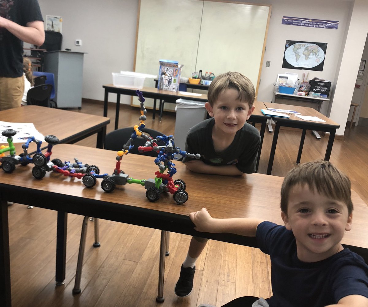 stjcspanthers's tweet photo. Itโs another fantastic day in Robotics Class at #CampBlue! https://t.co/7O9AxOU62M