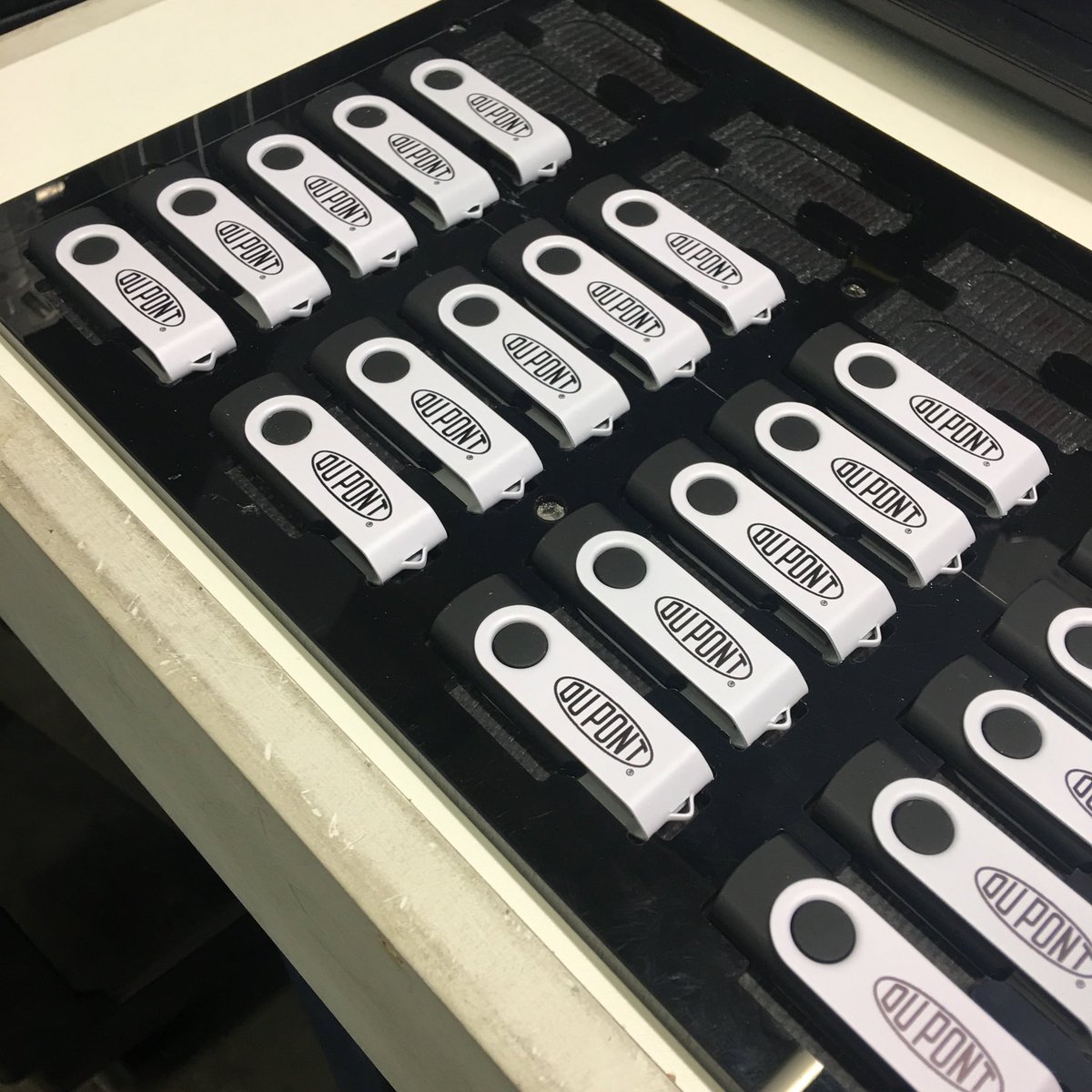 Nexcopy's tweet image. Your Copy Secure #USB drives are on the way ✈️ @DuPont_News 

From standard USB drives, to Nexcopy licensing, to print, to packaging 📦 

Enjoy USB copy protection from @Nexcopy 

nexcopy.com/usb-copy-prote…