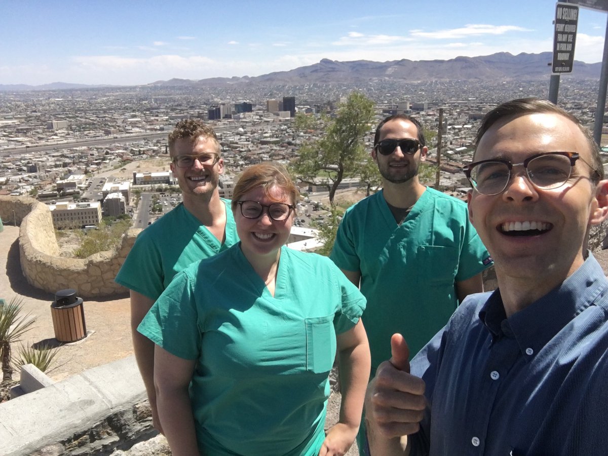 whomikeejoness's tweet photo. ⁦@TTUHSCElPasoEM⁩ No EMS on scene. But scenic drive didn't disappoint--looking down at downtown EP! #intern2019 #EKG-Unit https://t.co/ac66mfPPPw