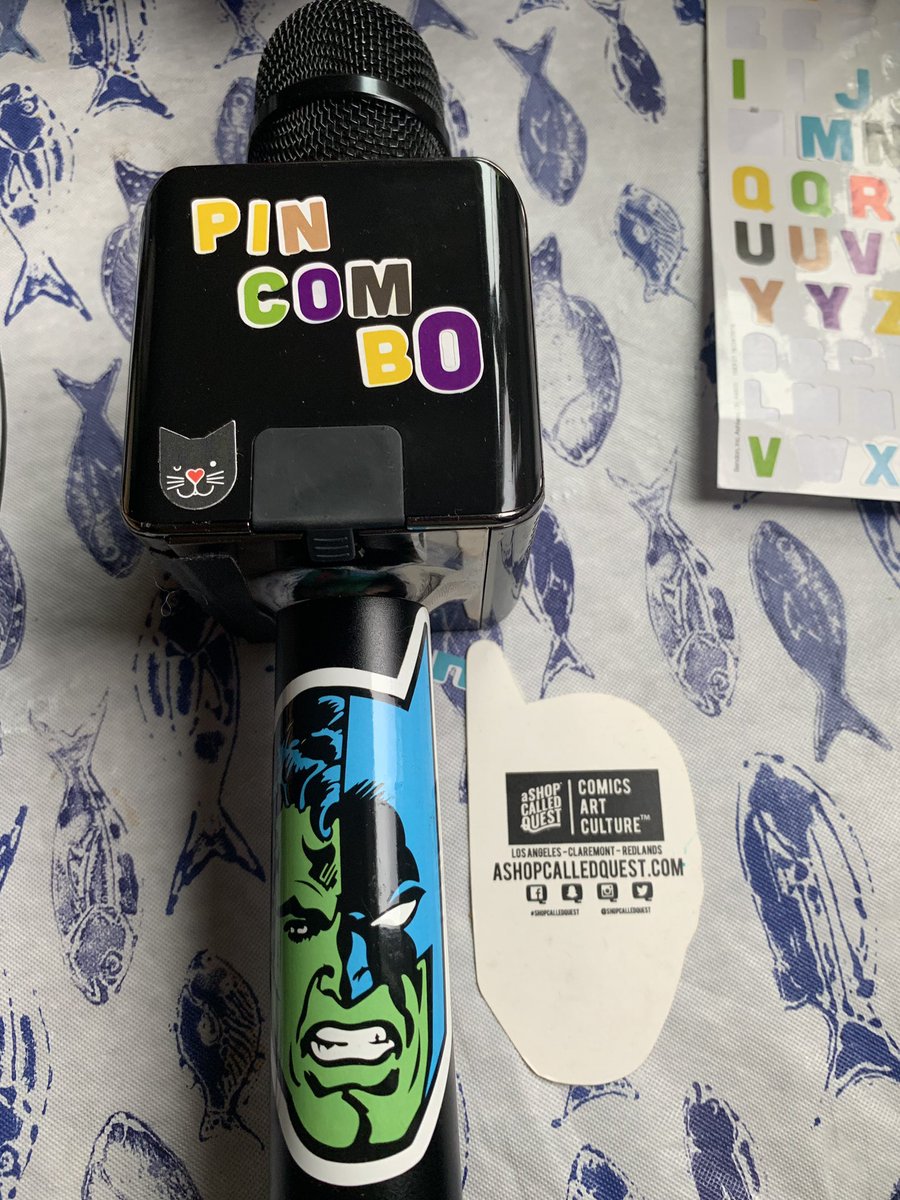 messiahcomplex's tweet image. #Gemmandada spruced up the #Microphone for #Sharing your #Joy. See yah @CONvergenceCon &amp;amp; please share with us your #Joy! 

Chewy reminds me of the time Peter Mayhew lifted me by my ankle at #convergence #Radical #Inclusion #Party #RIP 

Pinball Comic Books PINCOMBO.com