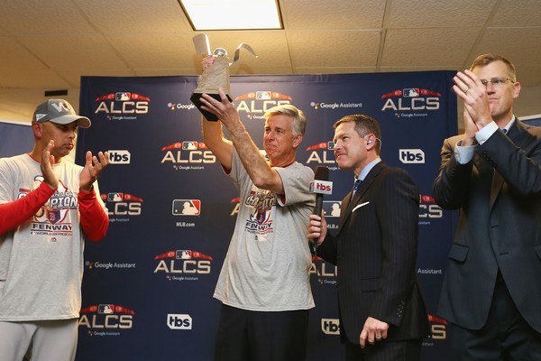 OTH_Boston's tweet photo. The Boston Red Sox shouldn’t even think about selling https://t.co/gMgtiEJrS5 https://t.co/FYjJ2Fbg32