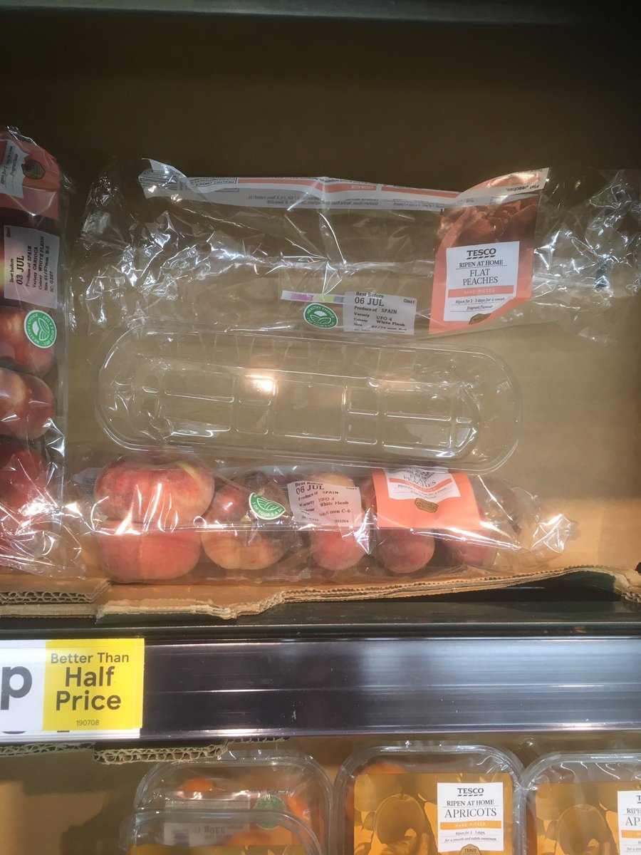 Bought a lettuce, left the plastic bag there. Bought four flat peaches, zapped the barcode, put them in my canvas shopper, left the packaging there. You deal with it @Tesco I’m not buying any more plastic punnets #OurPlasticFeedback