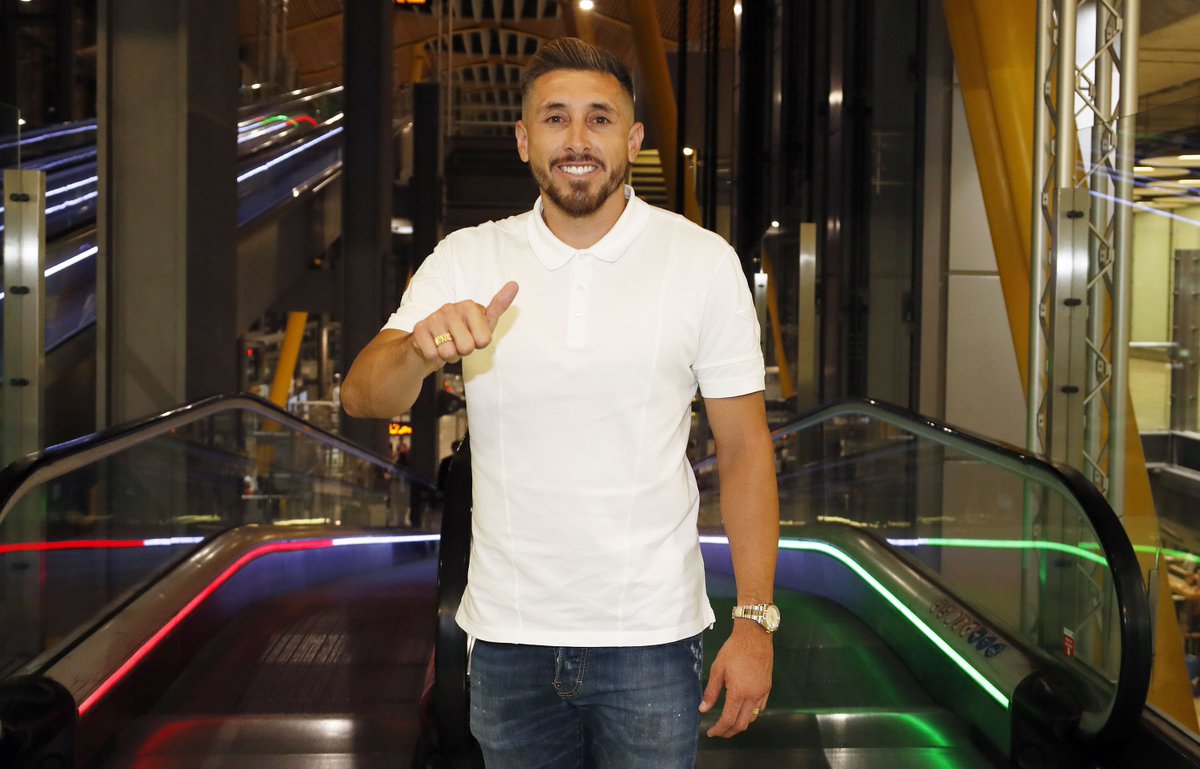 Llegada de Héctor Herrera a Madrid.